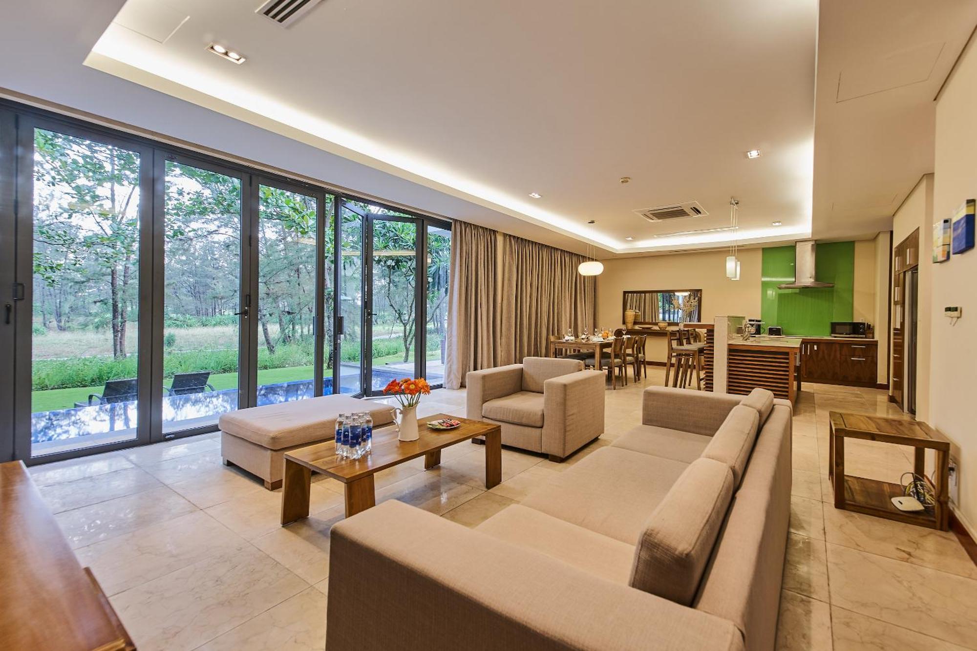 Deluxe Beach Villas By Danatrip Da Nang Quarto foto