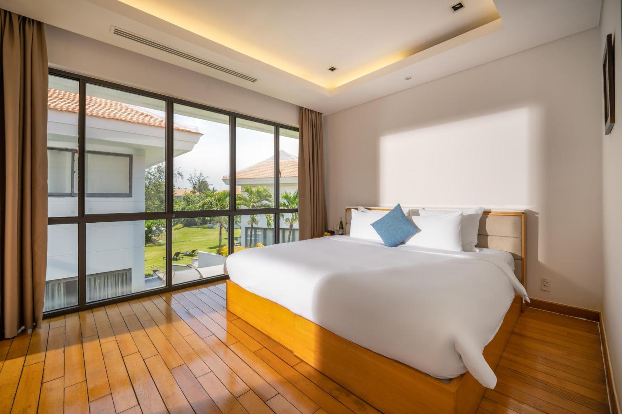 Deluxe Beach Villas By Danatrip Da Nang Quarto foto