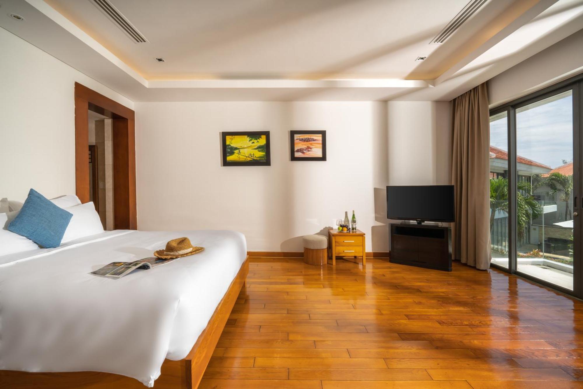 Deluxe Beach Villas By Danatrip Da Nang Quarto foto